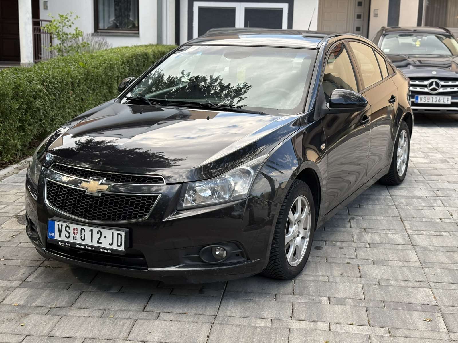 Chevrolet Cruze 2010 - rent a car Vršac Sinđa